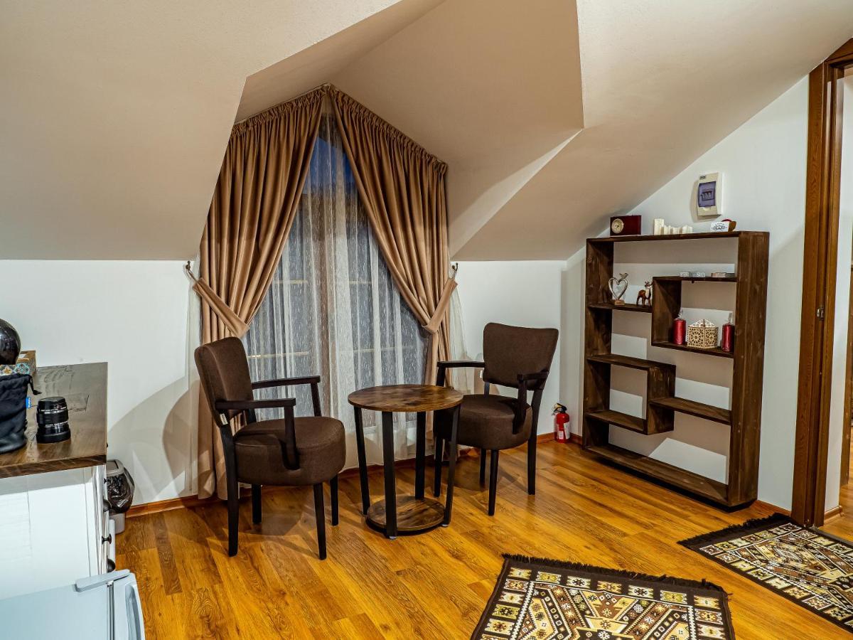 Casa Delia Hotel Câmpulung Moldovenesc Eksteriør billede
